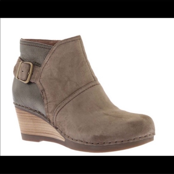 dansko shirley wedge